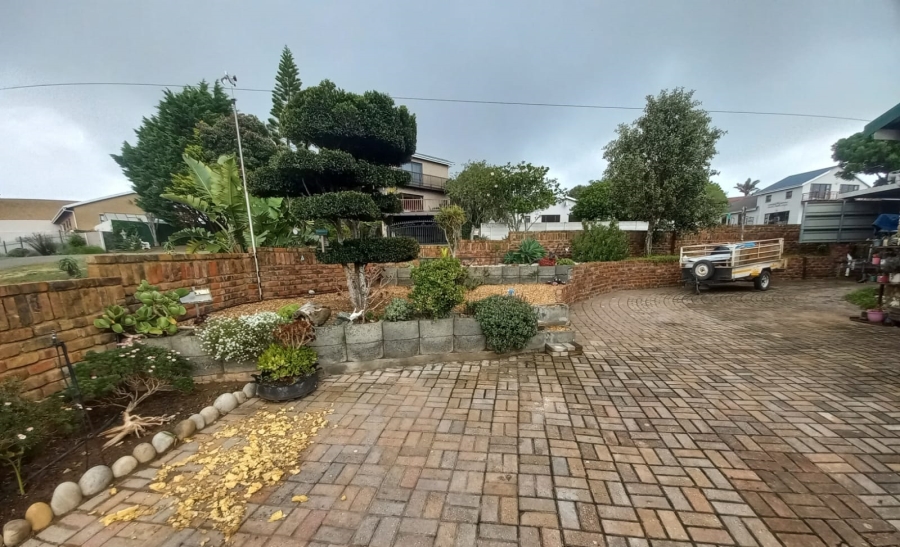 3 Bedroom Property for Sale in Dana Bay Western Cape